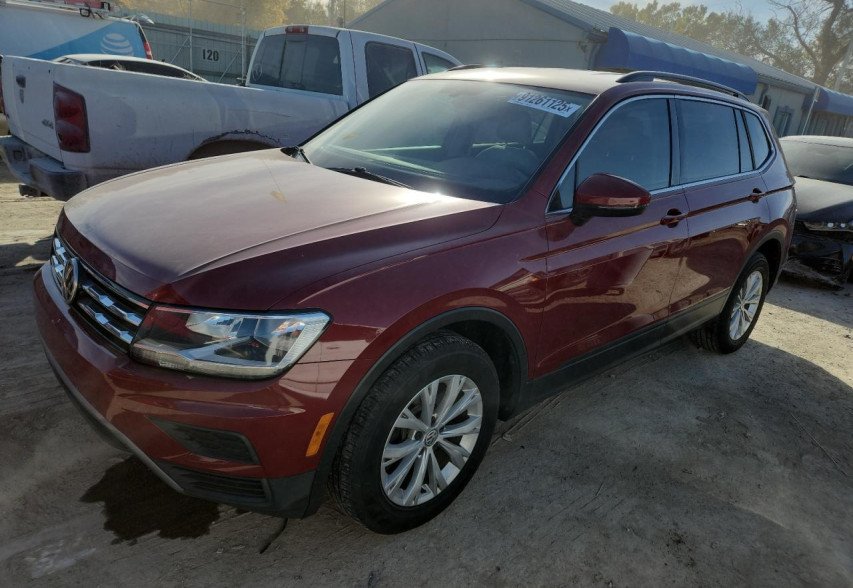 Volkswagen Tiguan  2019 Червоний