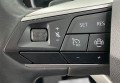 SEAT LEON 2022 білий