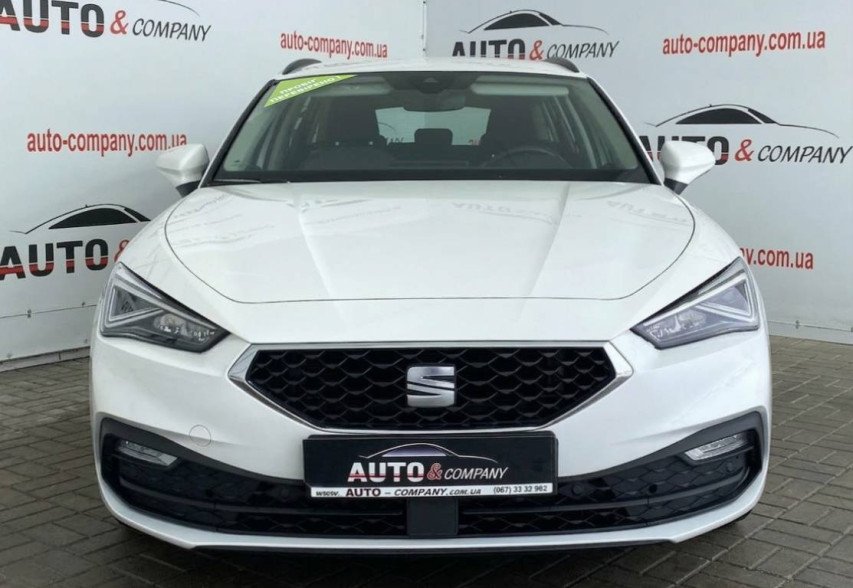 SEAT LEON 2022 білий