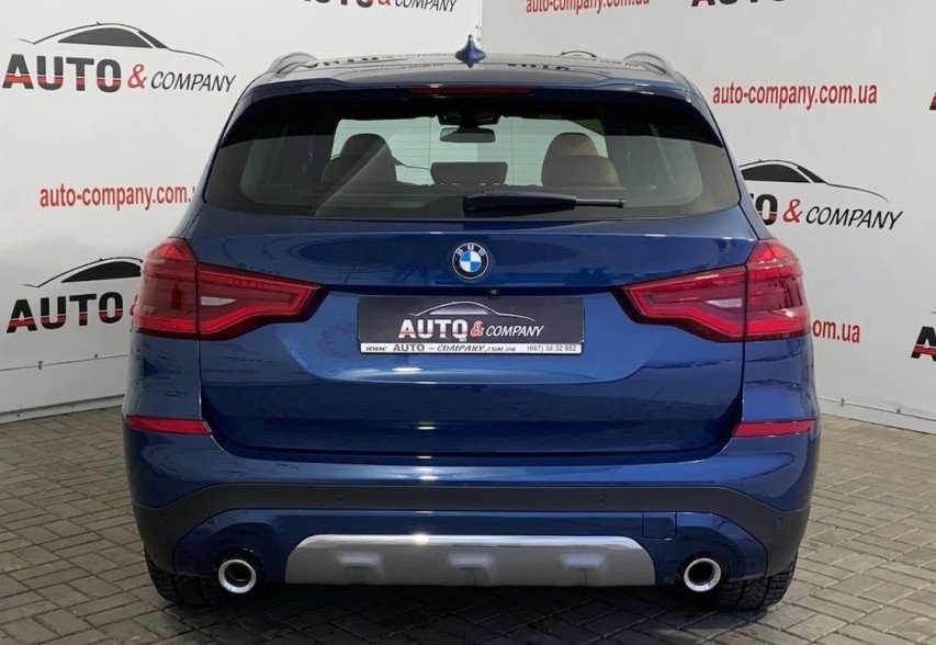 BMW X3 2018 синій