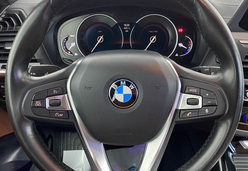 BMW X3 2018 синій