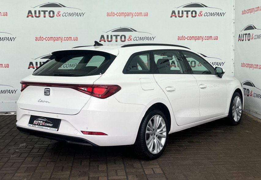 SEAT LEON 2020 білий