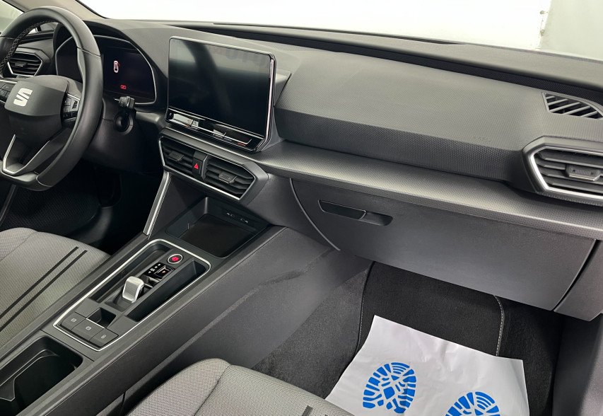 SEAT LEON 2020 білий