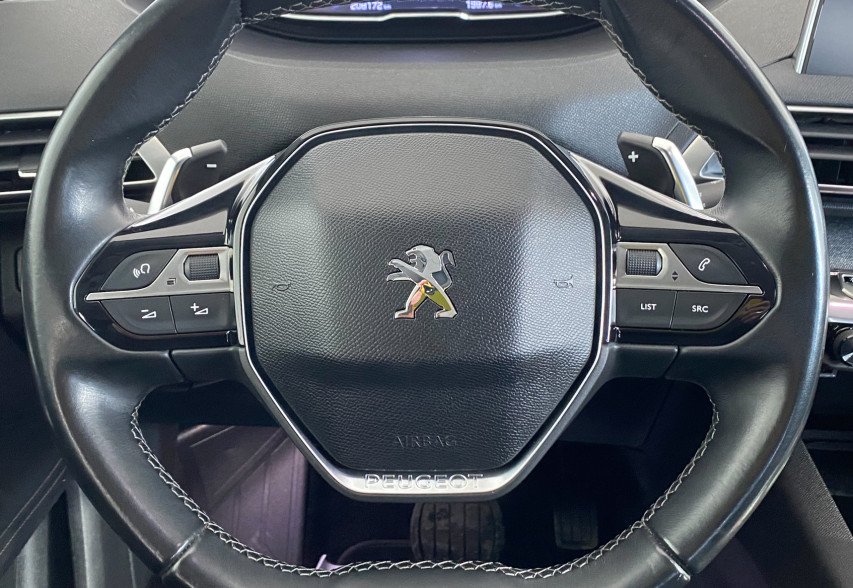 Peugeot 3008 2018 чорний