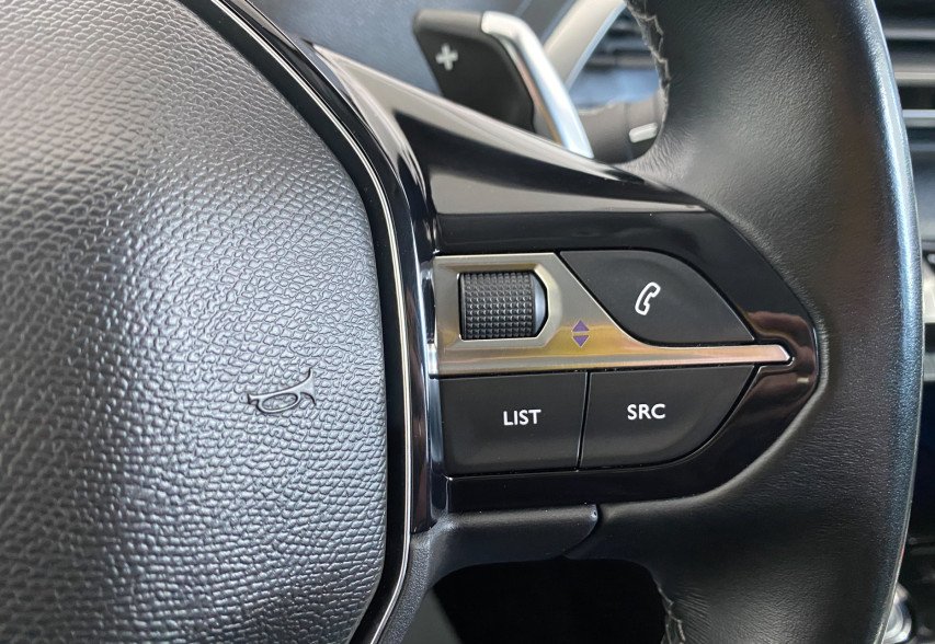 Peugeot 3008 2018 чорний