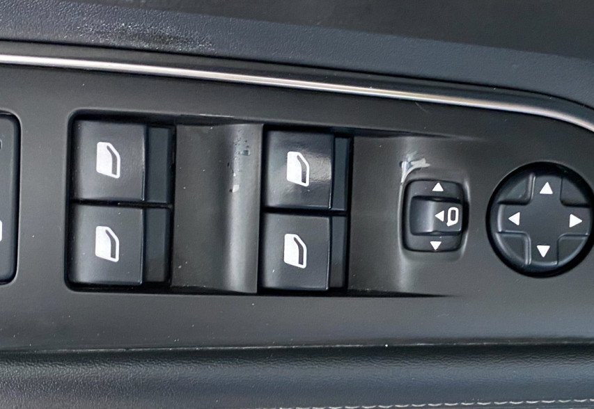 Peugeot 3008 2018 чорний