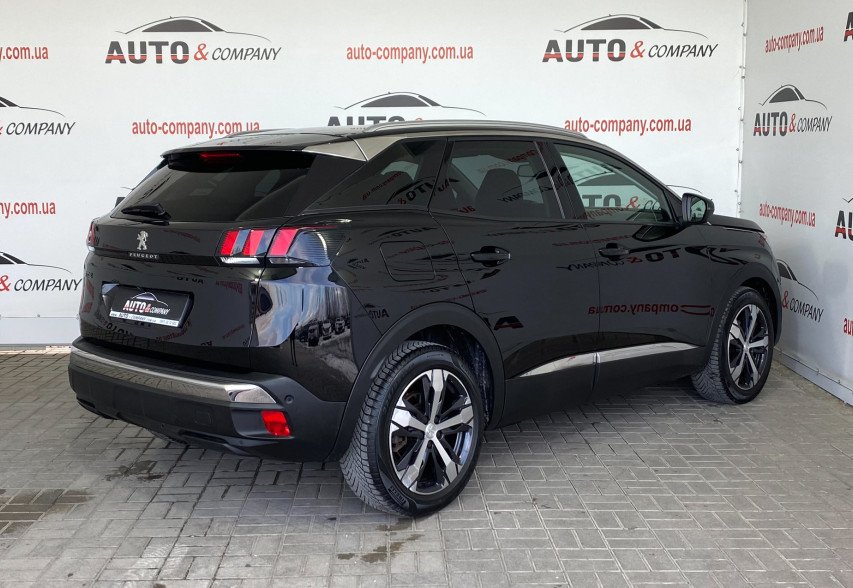 Peugeot 3008 2018 чорний