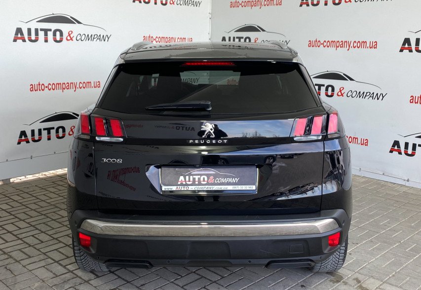 Peugeot 3008 2018 чорний