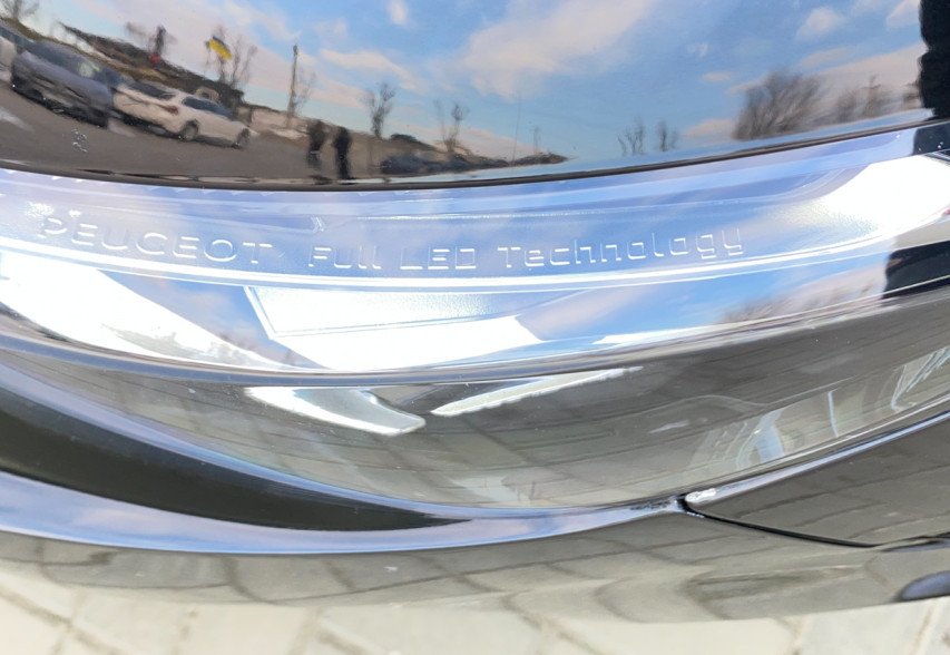 Peugeot 3008 2018 чорний