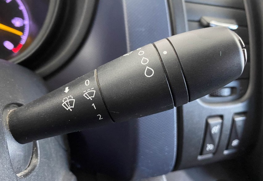 Opel Vivaro 2014 білий