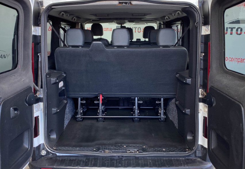 Opel Vivaro 2014 білий