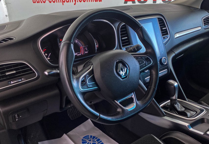 Renault Megane  2017 білий