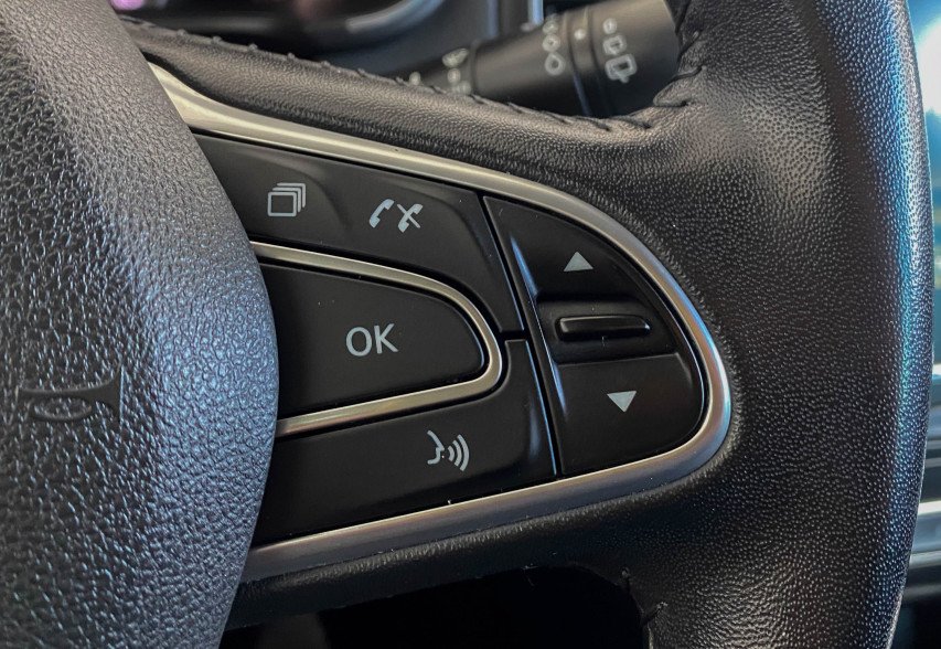 Renault Megane  2017 білий