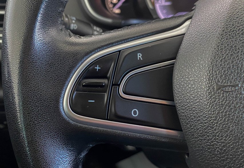 Renault Megane  2017 білий