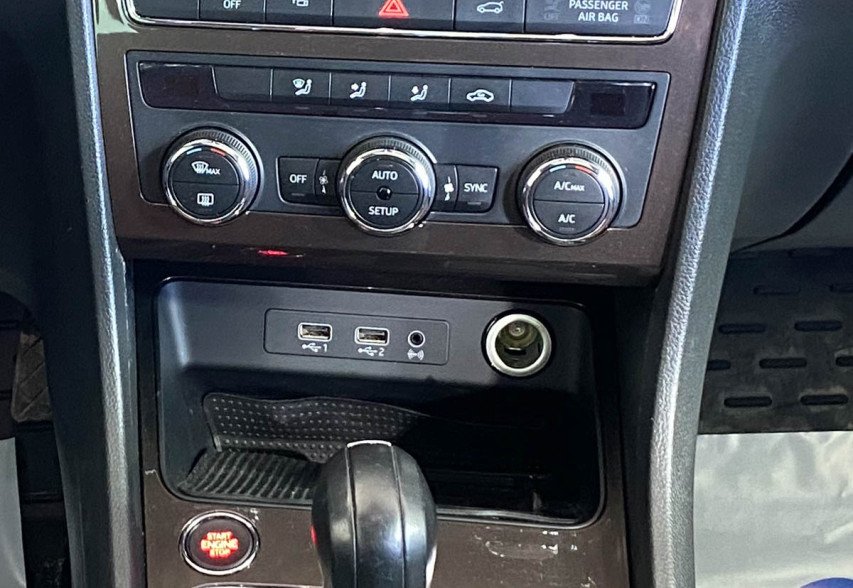 Seat Ateca 2017 Чорний