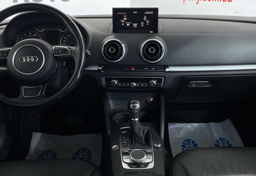 Audi A3 2016 чорний