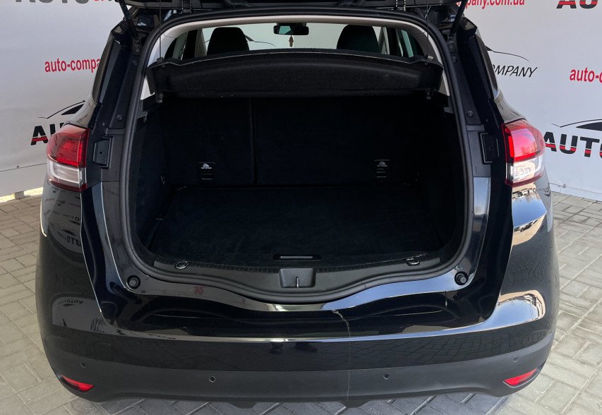 Renault Scenic 2020 чорний