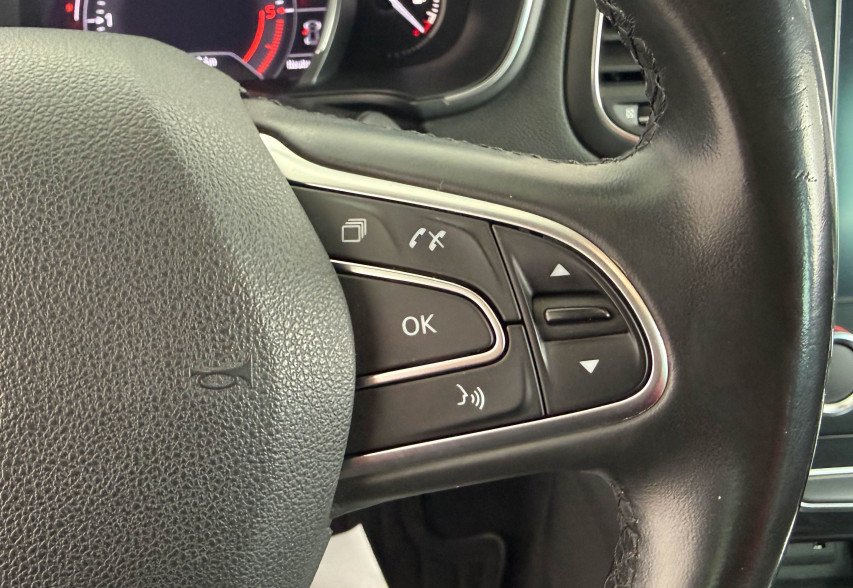 Renault Megane  2019 сірий