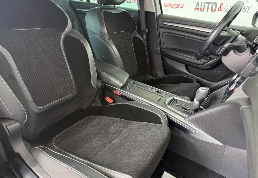 Renault Megane  2019 сірий