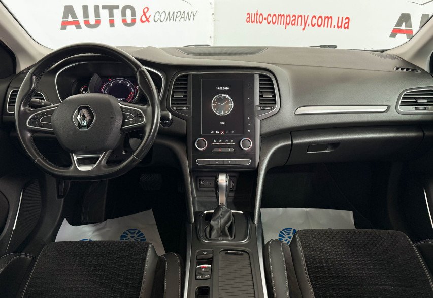 Renault Megane  2019 сірий