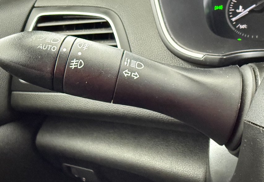 Renault Megane  2019 білий