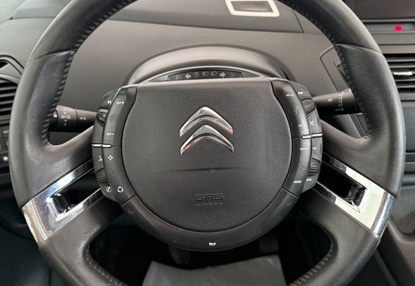 Citroen Grand C4 Picasso 2011 Білий 
