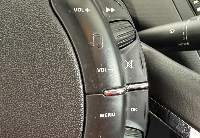 Citroen Grand C4 Picasso 2011 Білий 
