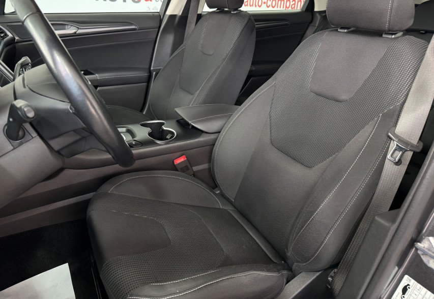 Ford Mondeo 2020 Сірий 