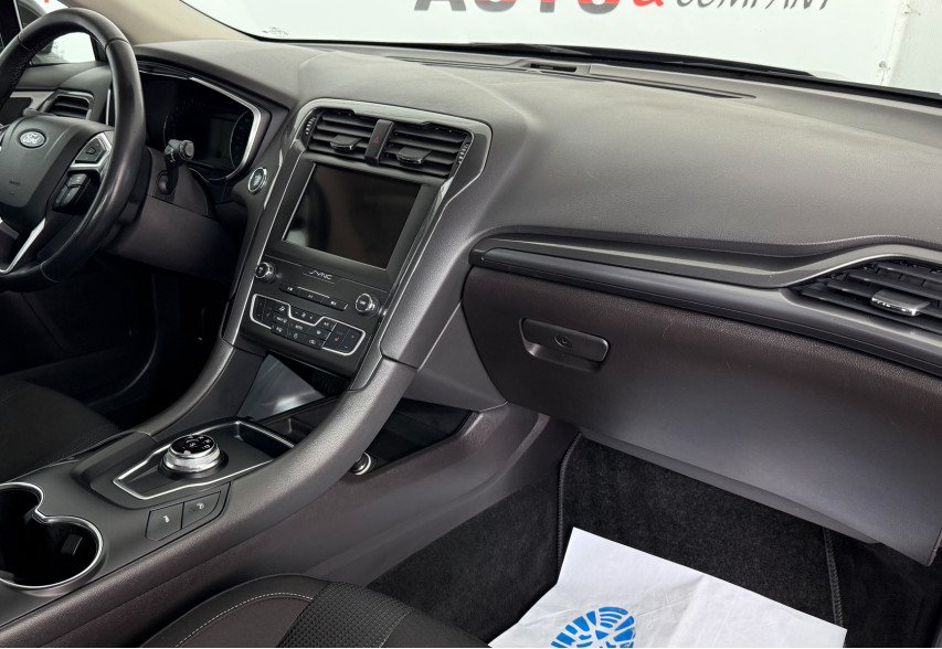 Ford Mondeo 2020 Сірий 