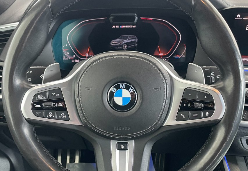 BMW X5 M50D 2020 сірий