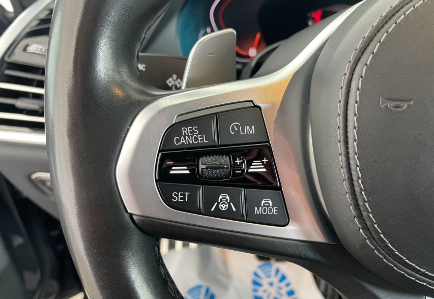 BMW X5 M50D 2020 сірий
