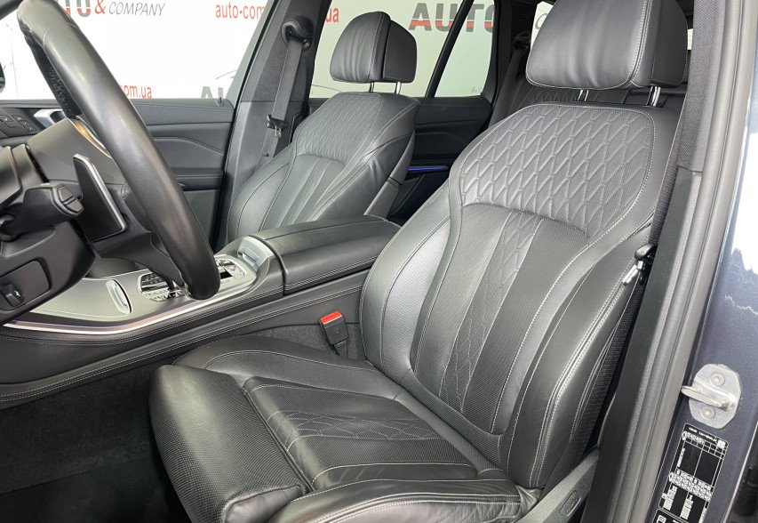 BMW X5 M50D 2020 сірий