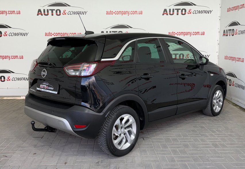 Opel Crossland X 2020 чорний