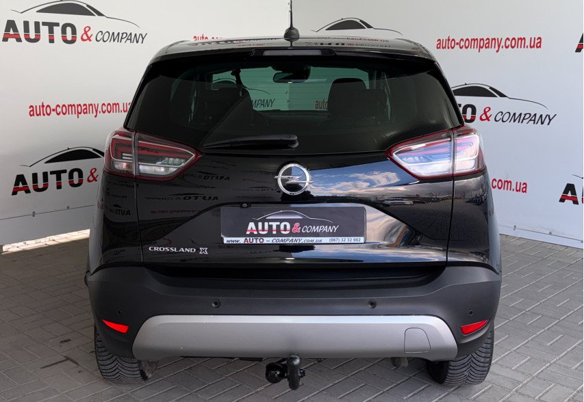 Opel Crossland X 2020 чорний