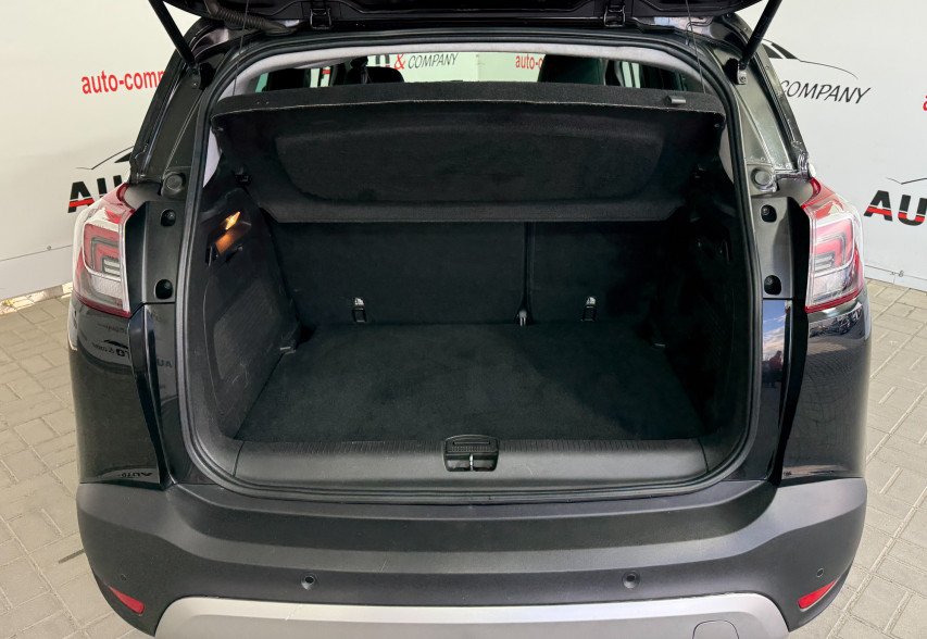 Opel Crossland X 2020 чорний