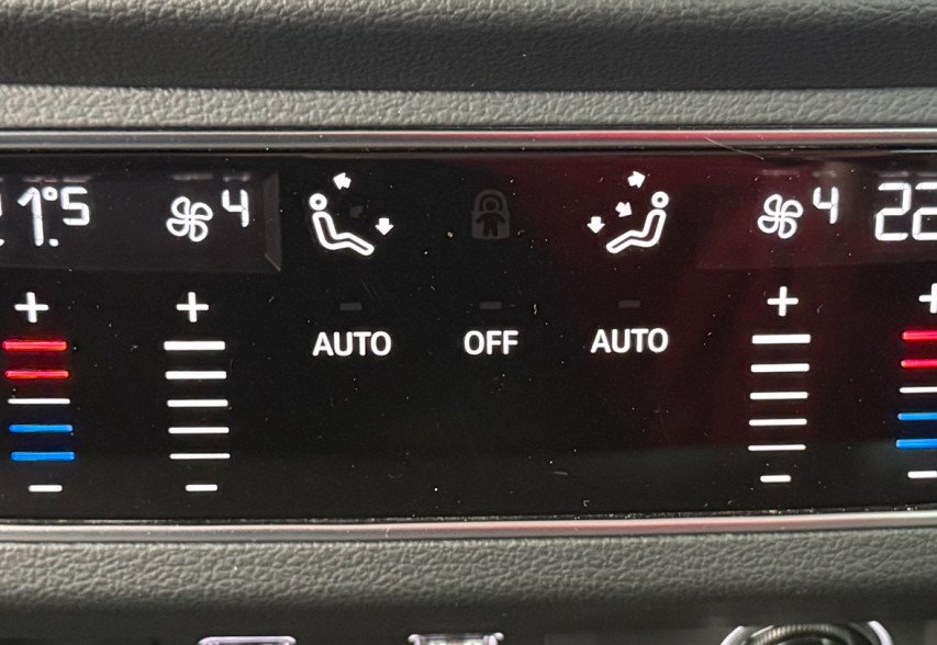 Audi A6  2018 сірий