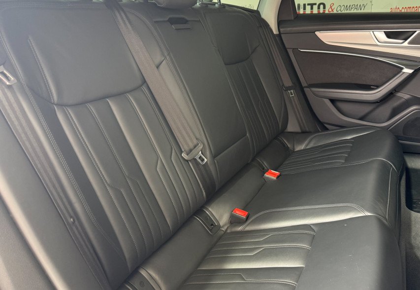 Audi A6  2018 сірий