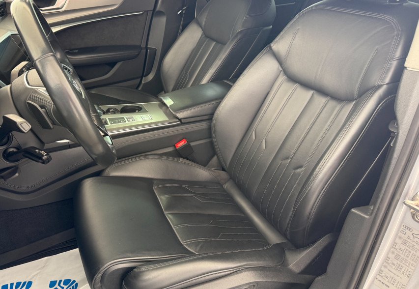 Audi A6  2018 сірий