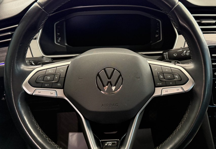 Volkswagen Passat B8 2020 синій
