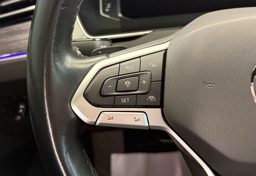 Volkswagen Passat B8 2020 синій