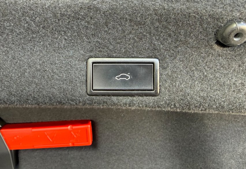 Volkswagen Passat B8 2020 синій