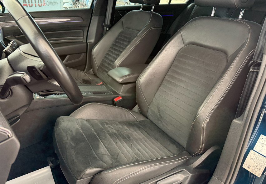 Volkswagen Passat B8 2020 синій