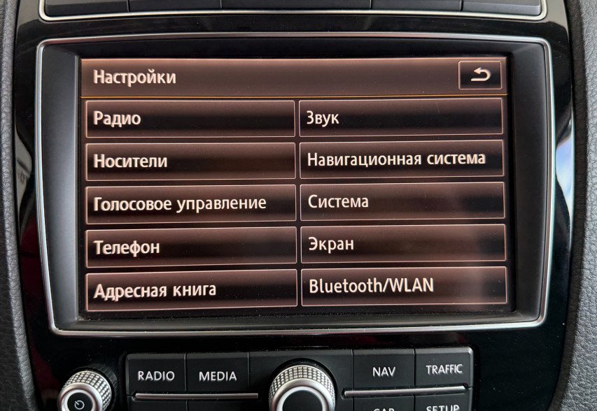 Volkswagen Touareg  2014 чорний