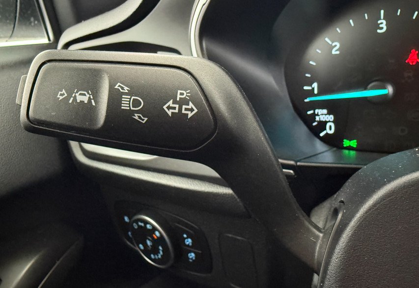 Ford Focus 2021 Білий