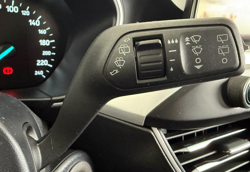 Ford Focus 2021 Білий