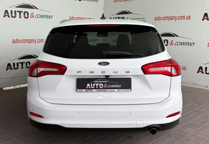Ford Focus 2021 Білий