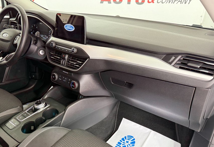 Ford Focus 2021 Білий