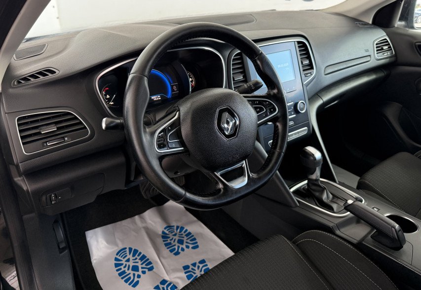 Renault Megane 2017 Чорний