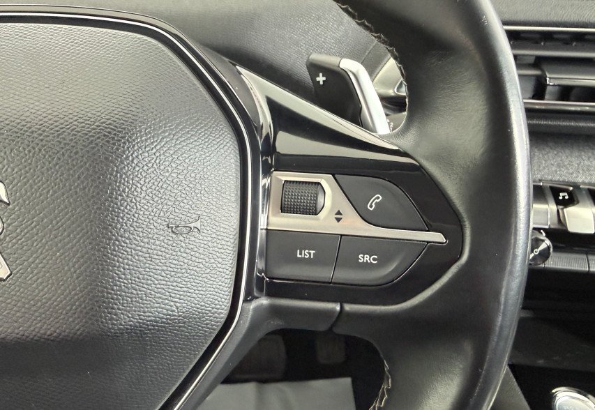 Peugeot 5008 2019 білий