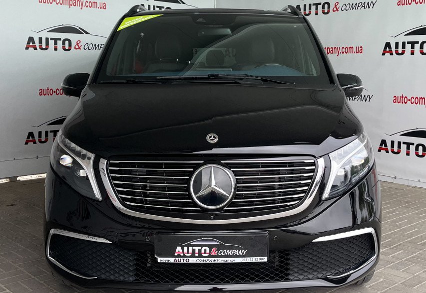 Mercedes-Benz EQV 300 2022 чорний